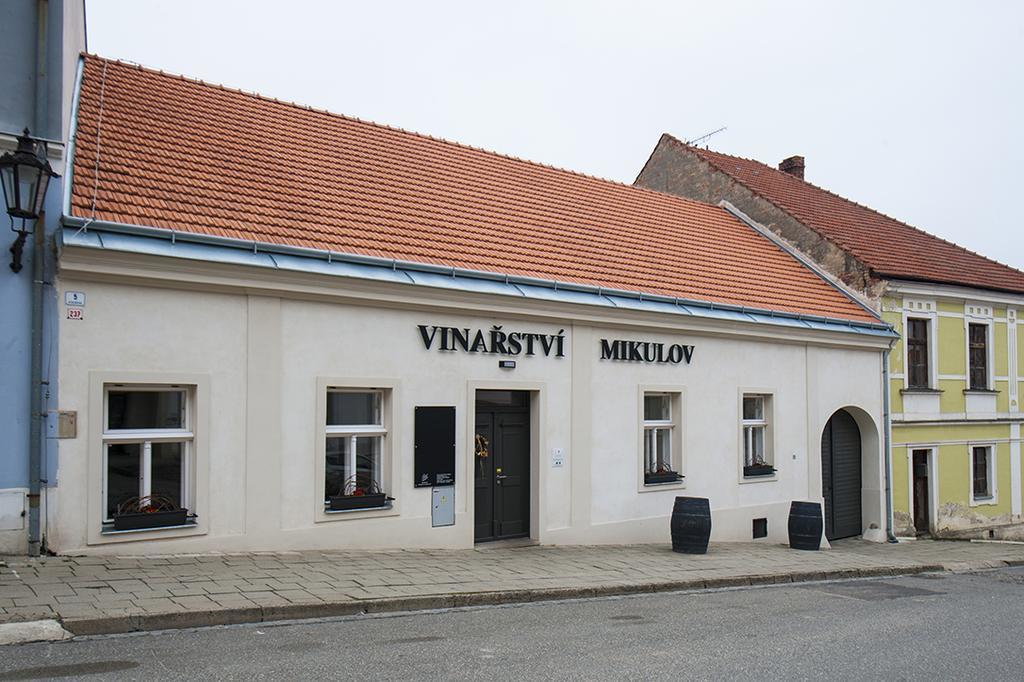 Vinarstvi Silova Lägenhet Mikulov Exteriör bild